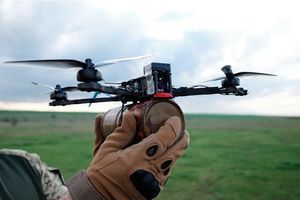 З чого складається FPV-дрон: розбір 10 ключових компонентів збірки фото